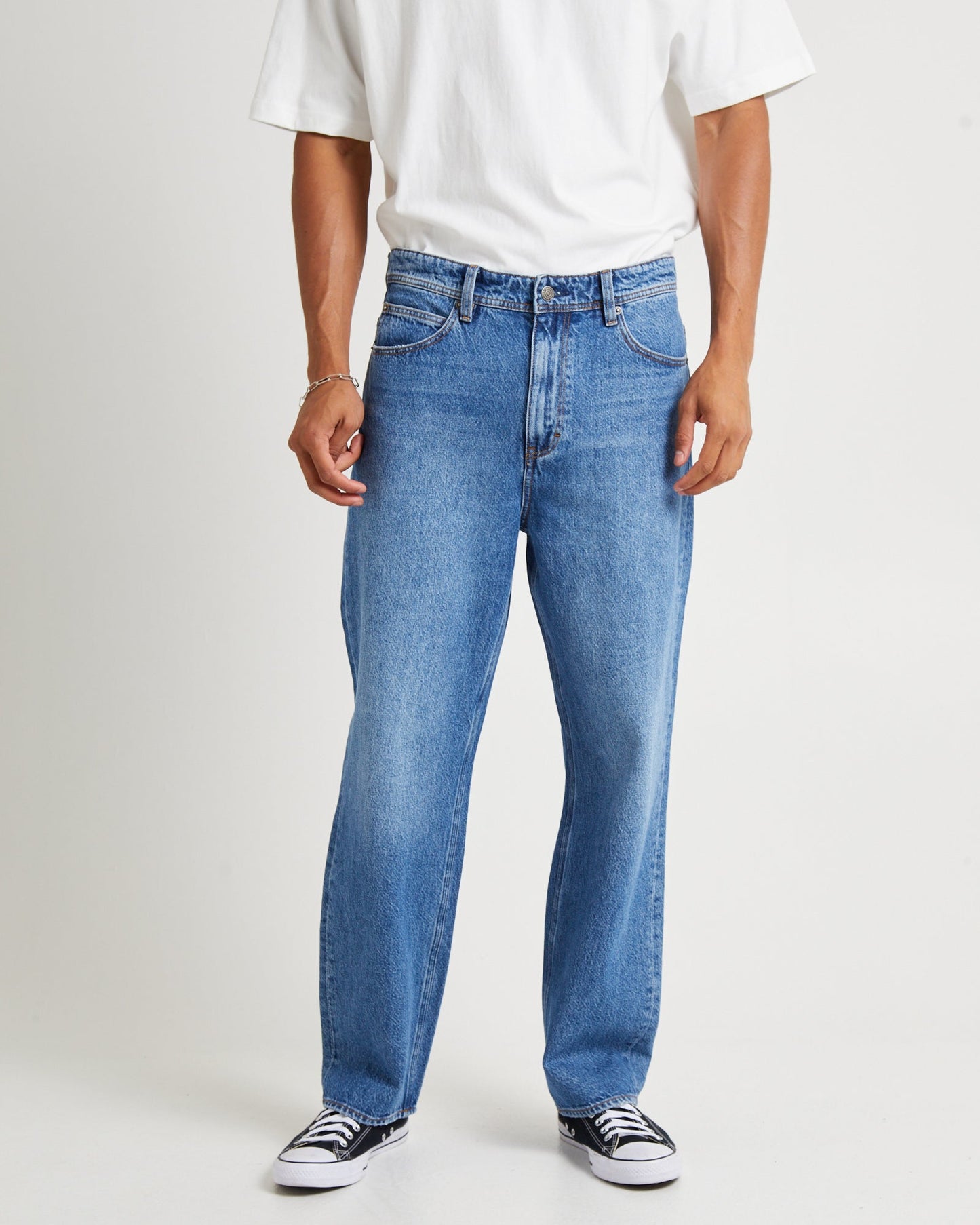 L-Four Baggy Denim Jeans Turntable