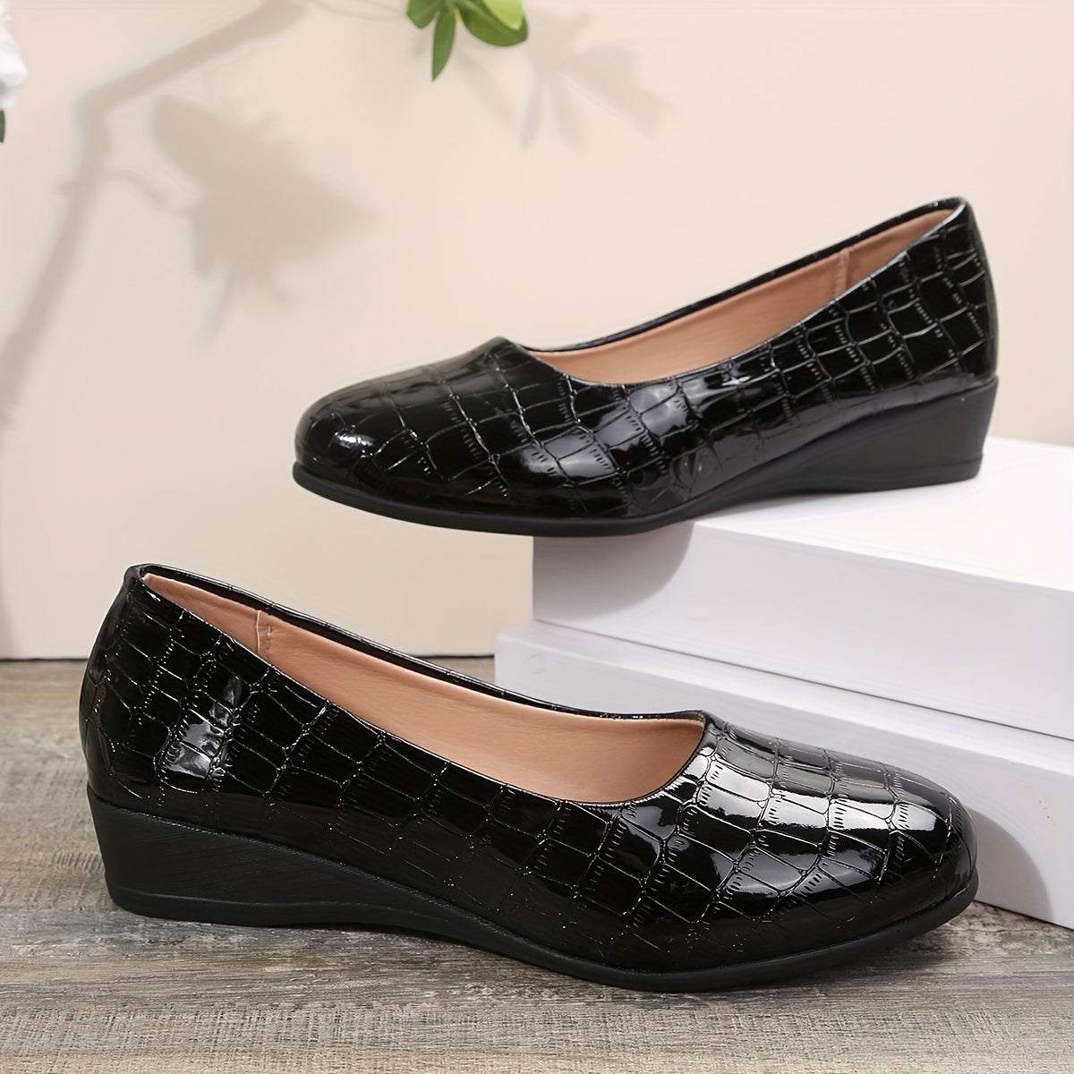 Orthopedic Leather Walking Shoes – Lightweight Anti-Slip Comfort